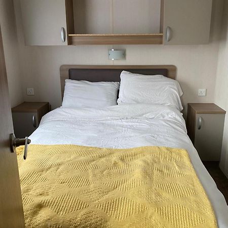 3 Bedroom 2 Bathroom Prestige Caravan Presthaven Sands Talacre Eksteriør bilde
