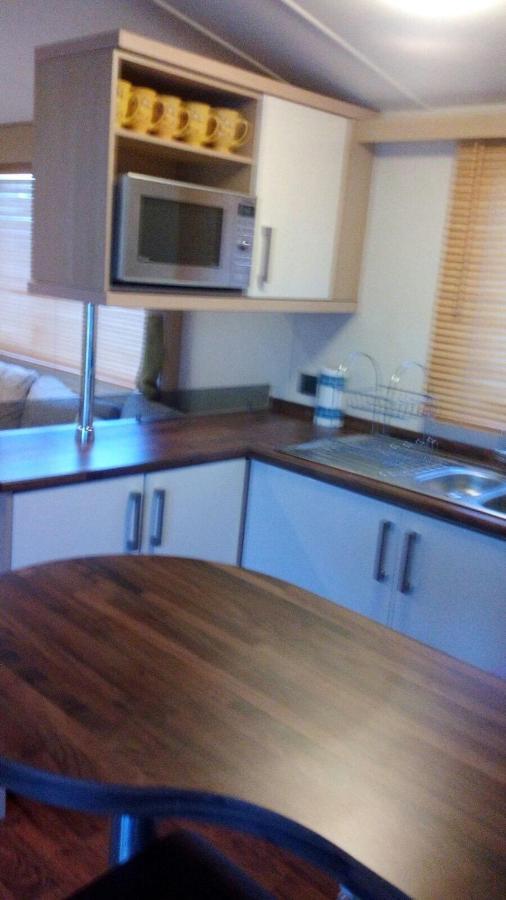 3 Bedroom 2 Bathroom Prestige Caravan Presthaven Sands Talacre Eksteriør bilde