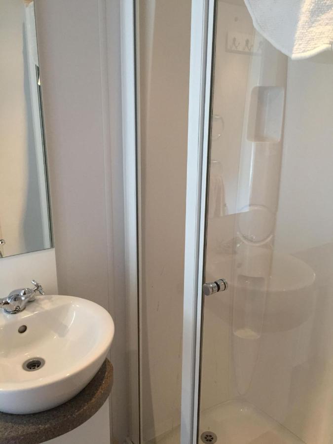 3 Bedroom 2 Bathroom Prestige Caravan Presthaven Sands Talacre Eksteriør bilde